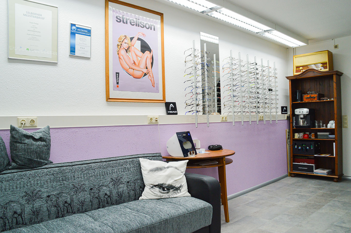 Beratungsbereich im Geschäft von augenoptiker Philipp in Meerane